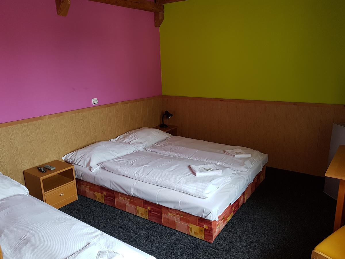 Penzion Satovske Lipy Dış mekan fotoğraf