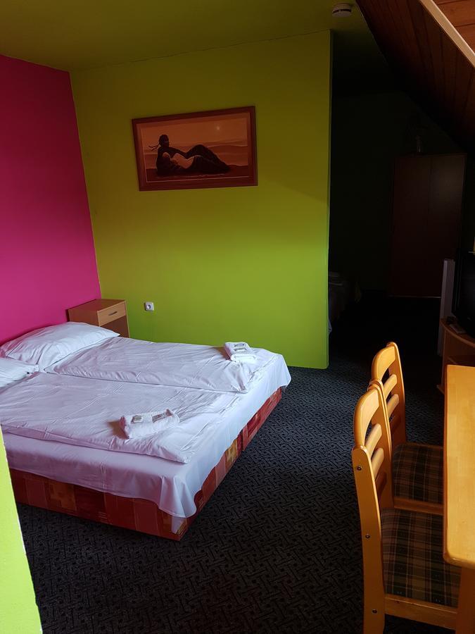 Penzion Satovske Lipy Dış mekan fotoğraf